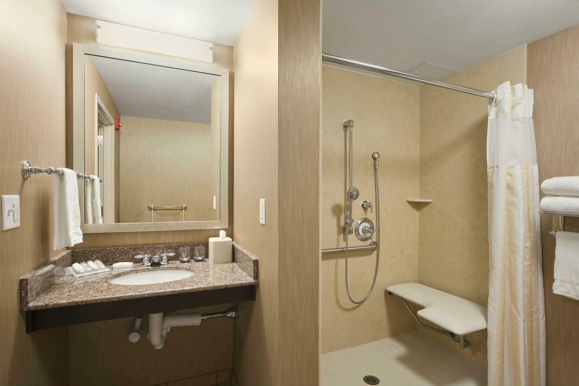 Hilton Garden Inn Springfield, Mo Bagian luar foto